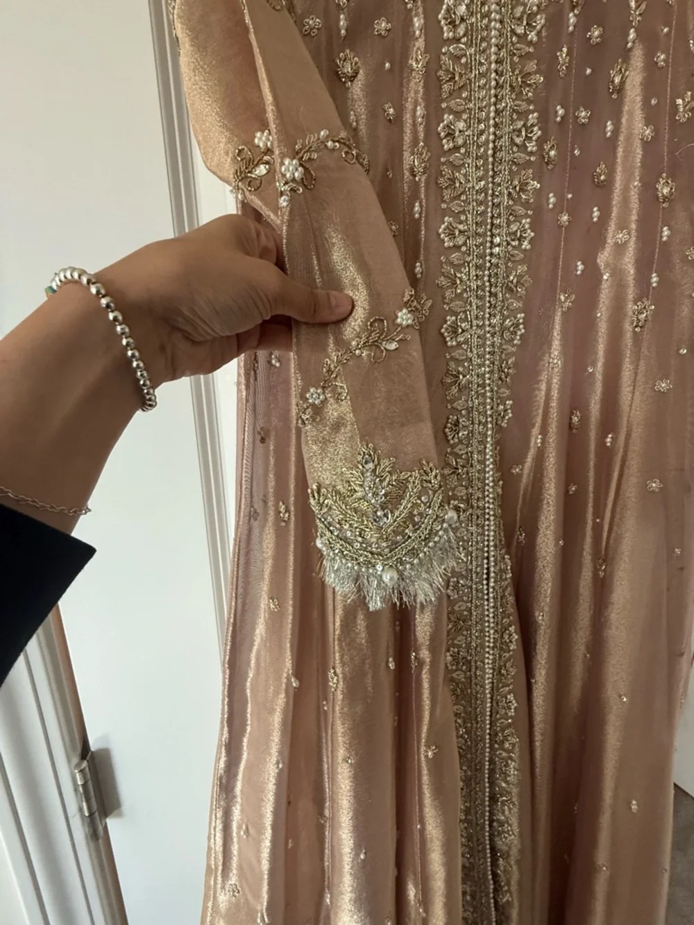 Zainab Zulfiqar formal lehnga with long shirt - Picture 13 of 13